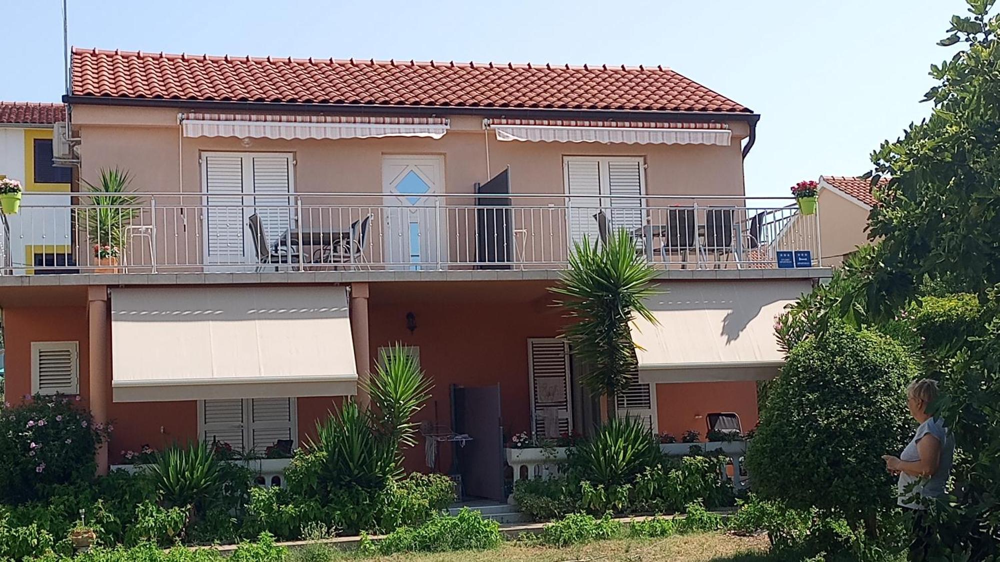 Ferienwohnung Mendula Pakoštane Exterior foto