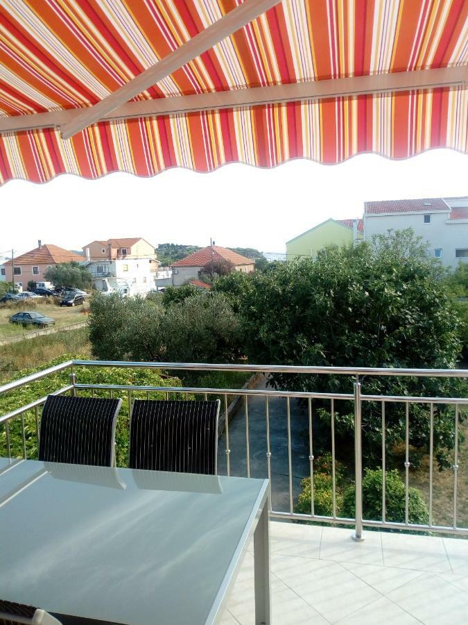 Ferienwohnung Mendula Pakoštane Exterior foto