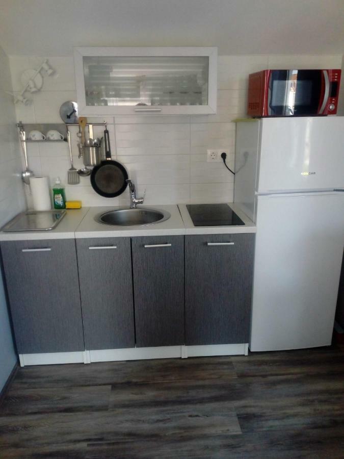 Ferienwohnung Mendula Pakoštane Exterior foto